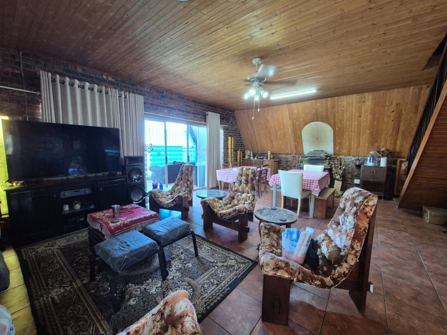 3 Bedroom Property for Sale in Oranjeville Free State